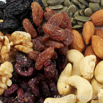 Orientaliska blandade nötter levereras av fabriken